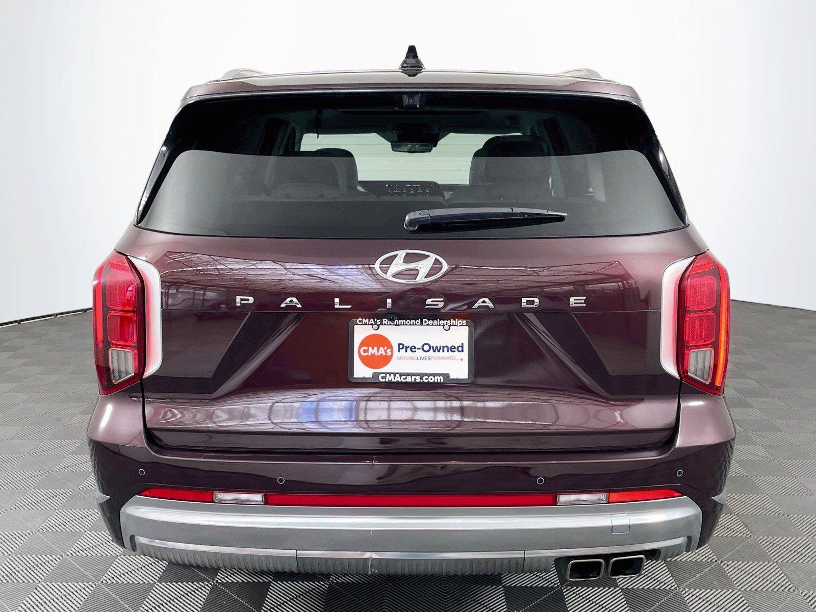 Used 2024 Hyundai Palisade Calligraphy FWD image 7