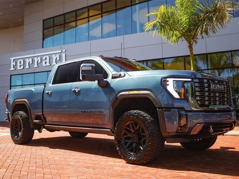 Used 2024 GMC Sierra 2500 Denali Ultimate image 26