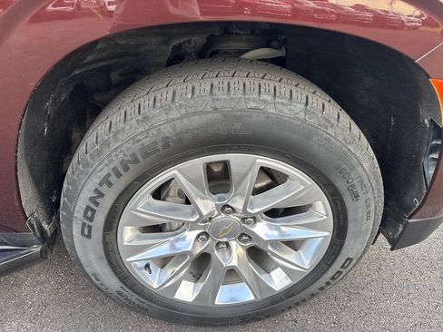 Used 2023 Chevrolet Tahoe Premier AWD/4WD image 11