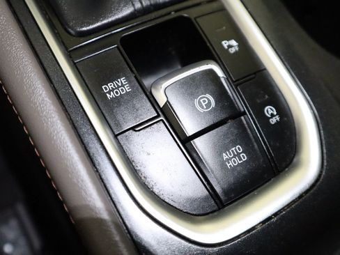 Used 2019 Hyundai Santa Fe Limited image 47