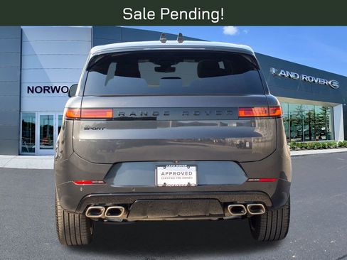 Used 2025 Land Rover Range Rover Sport Autobiography AWD/4WD image 5