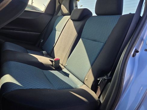 Used 2012 Toyota Yaris SE image 13