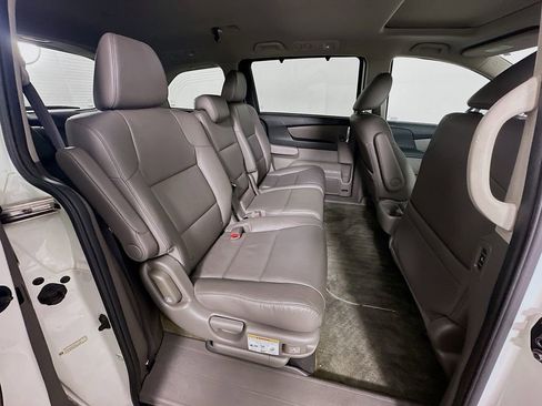 Used 2015 Honda Odyssey EX-L image 29