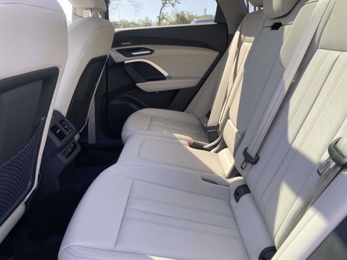 New 2026 Audi Q5 Premium Plus image 11