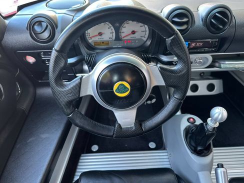 Used 2007 Lotus Elise RWD image 13