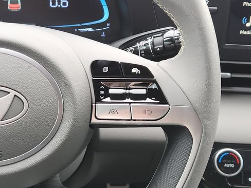 New 2026 Hyundai Elantra Sport FWD image 27