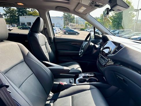 Used 2022 Honda Pilot Elite image 19