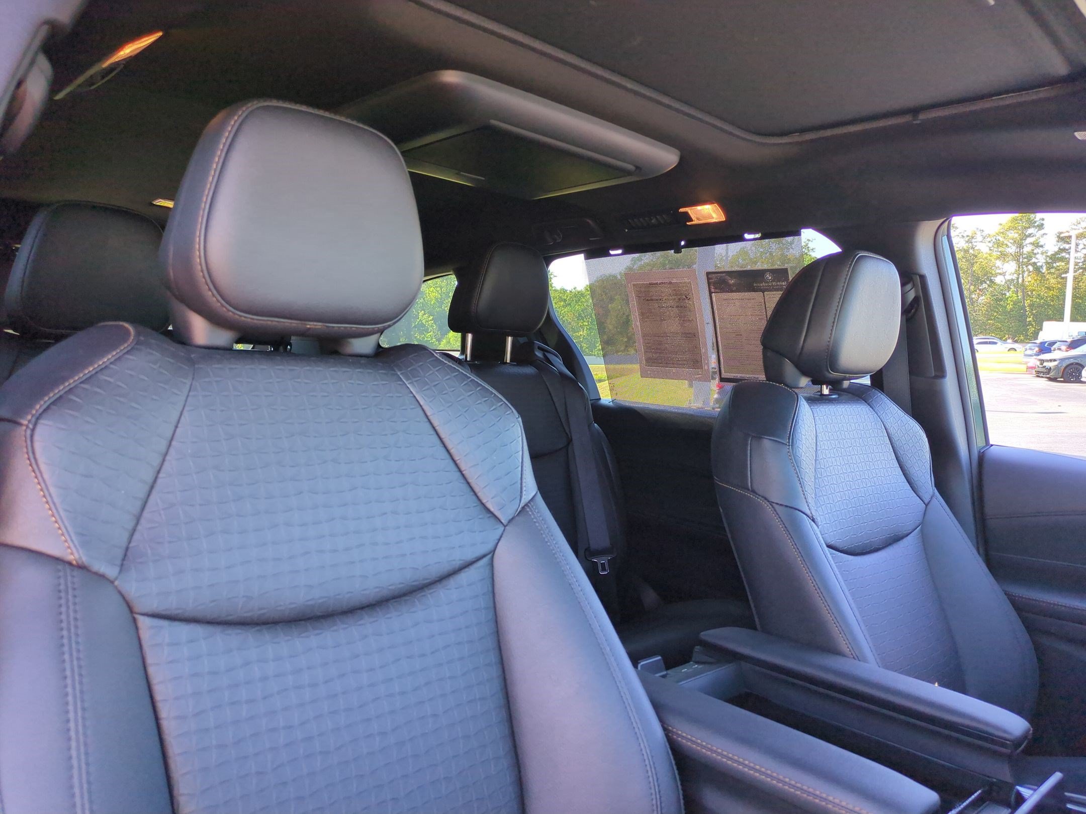 Used 2025 Toyota Sienna XLE Woodland Edition AWD/4WD image 34