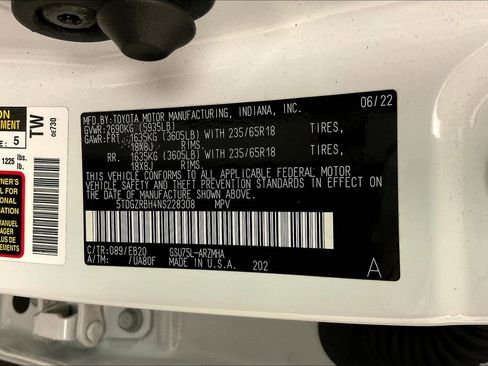 Used 2022 Toyota Highlander XLE image 39