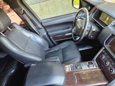 Used 2017 Land Rover Range Rover HSE AWD/4WD image 23