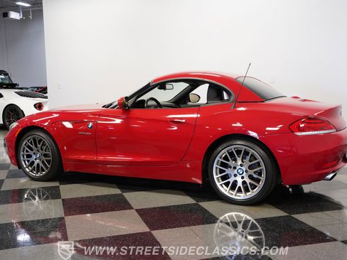 Used 2013 BMW Z4 sDrive35i RWD image 9