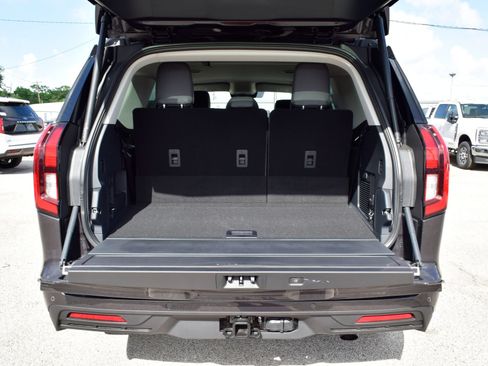 New 2026 Ford Expedition Active RWD image 20