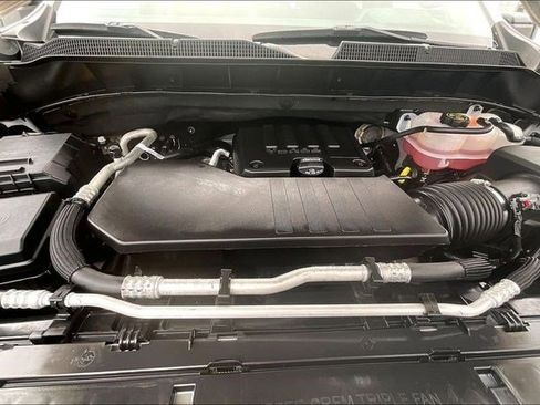 Used 2023 Chevrolet Silverado 1500 RST image 11