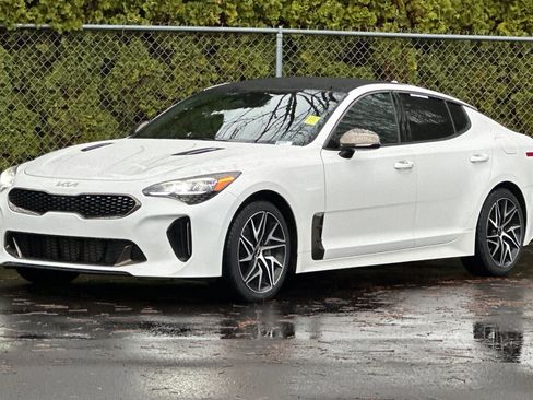 Certified 2022 Kia Stinger GT-Line w/ Sun & Sound Package image 8