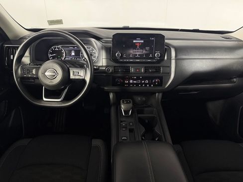 Used 2024 Nissan Pathfinder SL w/ SL Premium Package FWD image 13