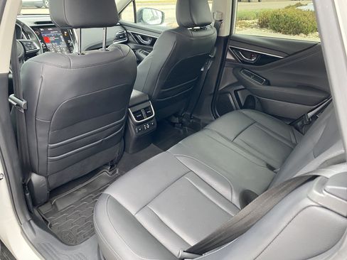 Used 2025 Subaru Outback Limited image 18