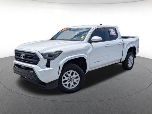 Used 2025 Toyota Tacoma SR5 RWD image 1