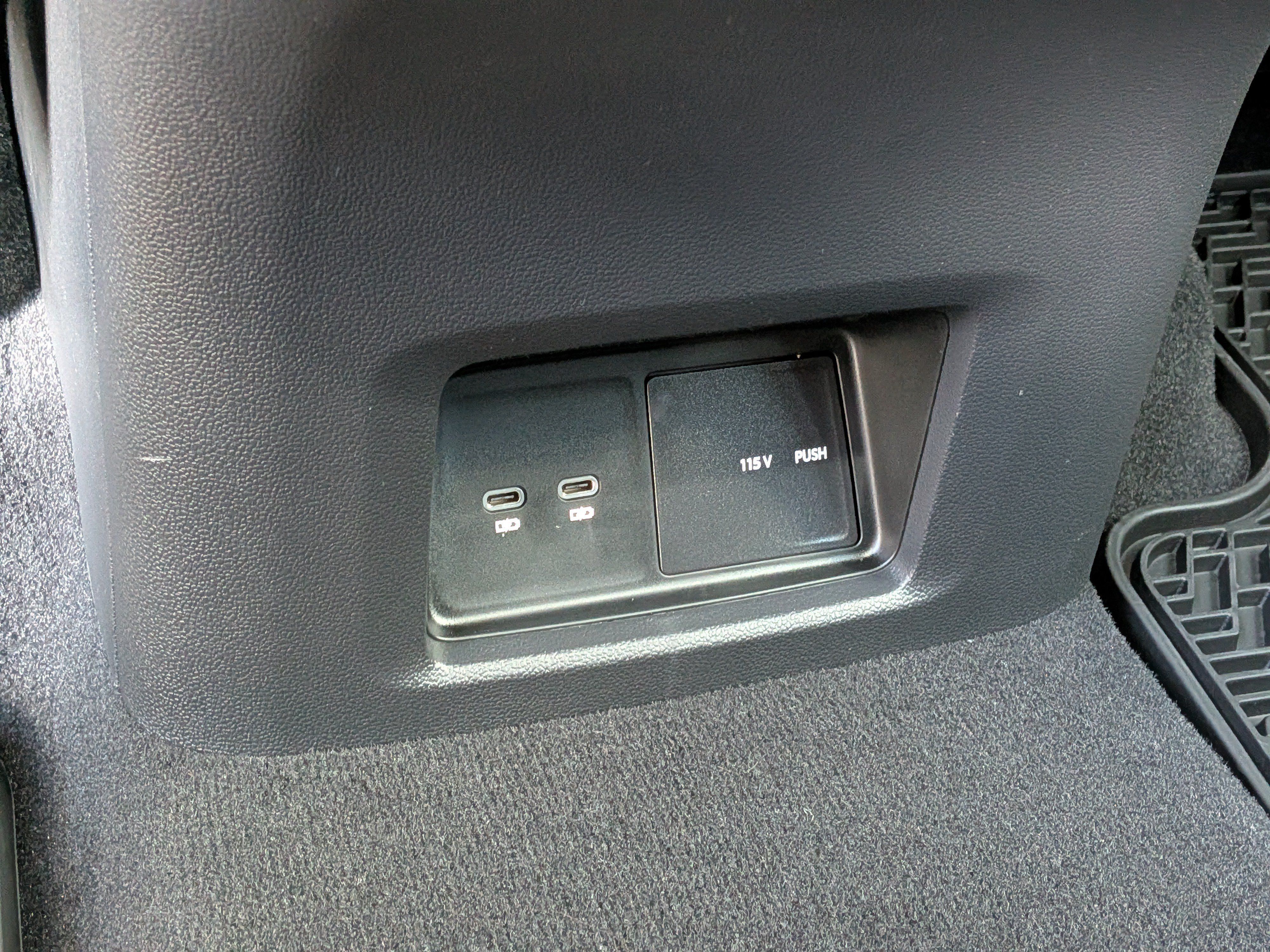 Used 2026 Volkswagen Atlas Cross Sport SE FWD image 16