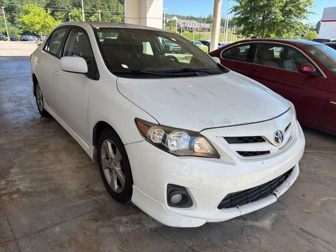 Used 2012 Toyota Corolla S FWD image 4
