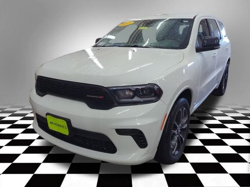 Used 2021 Dodge Durango GT image 3