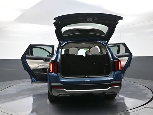 New 2025 Kia Sorento EX image 60