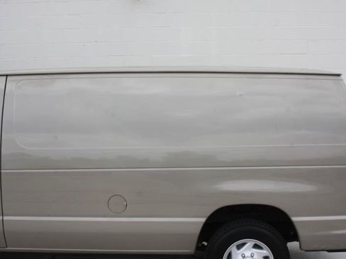 Used 2008 Ford E-150 and Econoline 150 RWD image 14