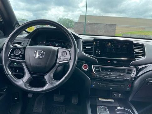 Used 2021 Honda Pilot Black Edition image 21