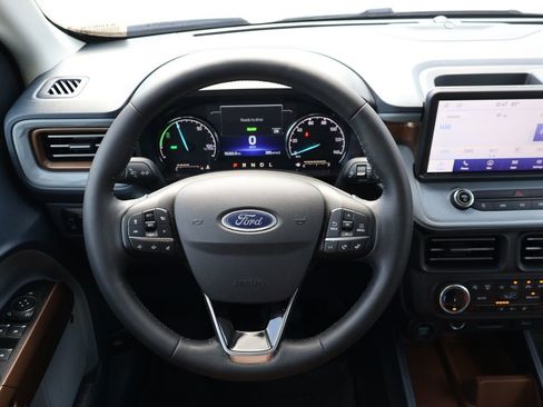 Used 2024 Ford Maverick Lariat FWD image 22