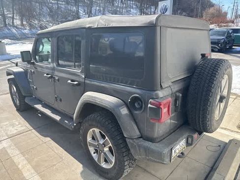 Used 2021 Jeep Wrangler Unlimited Sahara w/ Safety Group image 7