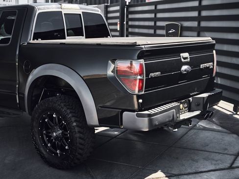 Used 2013 Ford F150 Raptor w/ Luxury Equipment Group AWD/4WD image 12