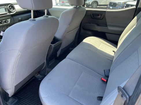 Used 2019 Toyota Tacoma SR w/ SR Convenience Package RWD image 10