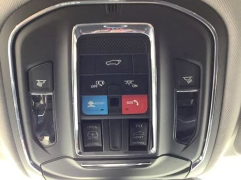 Certified 2023 Jeep Grand Cherokee L Laredo w/ Luxury Tech Group I AWD/4WD image 24