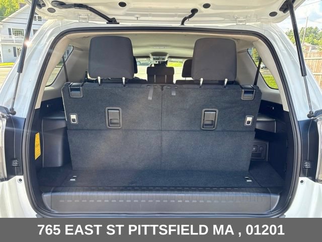 Used 2024 Toyota 4Runner SR5 AWD/4WD image 13