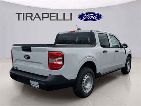 New 2025 Ford Maverick XL image 5