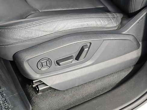 Used 2020 Audi Q7 3.0T Premium image 23
