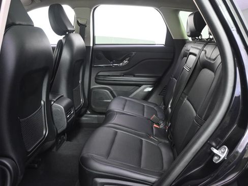 Certified 2023 Lincoln Corsair AWD w/ Equipment Group 101A image 21