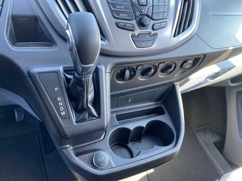 Used 2019 Ford Transit 350 XLT image 18