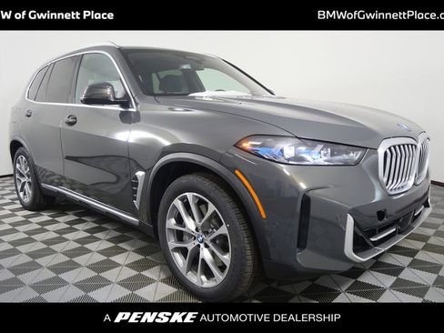 Used 2026 BMW X5 xDrive50e AWD/4WD image 1
