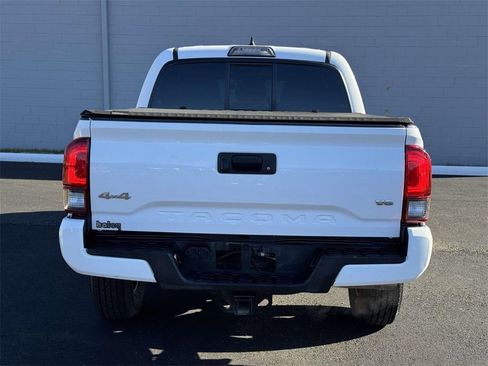 Used 2018 Toyota Tacoma SR w/ SR Convenience Package image 22