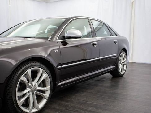 Used 2009 Audi S8 4dr Sedan image 35