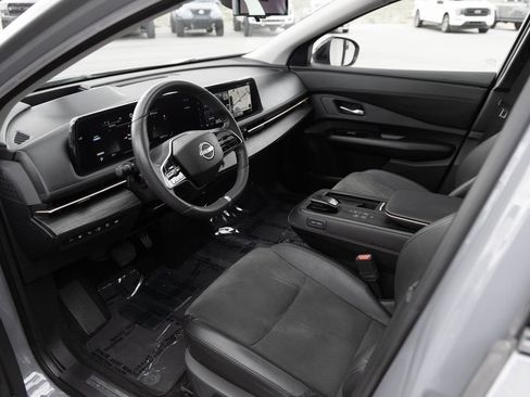 Used 2024 Nissan Ariya AWD image 11
