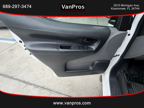 Used 2019 Nissan NV200 S FWD image 8