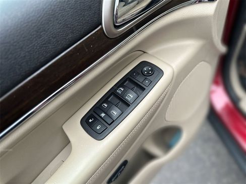 Used 2014 Jeep Grand Cherokee Limited w/ Trailer Tow Group IV image 16