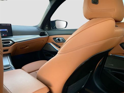 Used 2023 BMW M340i w/ Premium Package image 25