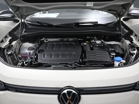 New 2026 Volkswagen Tiguan SE R-Line FWD image 15