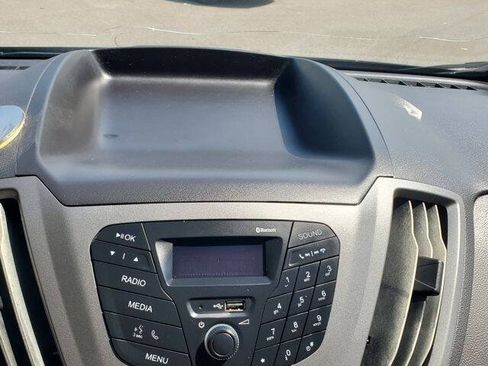Used 2018 Ford Transit 150 130 Low Roof RWD image 26