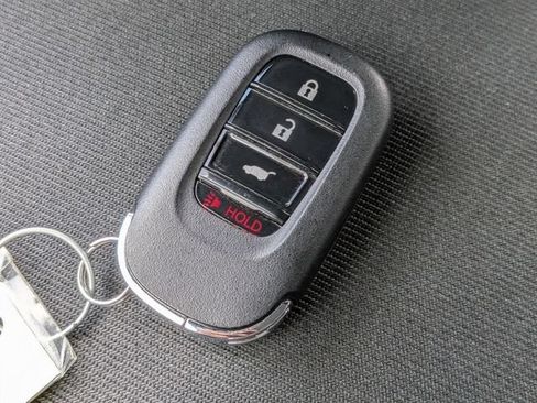 Used 2024 Honda Civic Sport image 29
