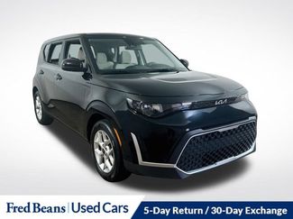 Used 2023 Kia Soul LX w/ LX Technology Package FWD video 1