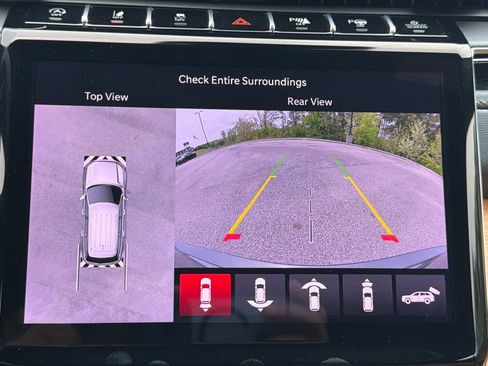 Used 2025 Jeep Grand Cherokee Summit image 15