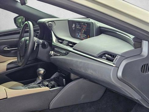 Used 2021 Lexus ES 300h w/ Accessory Package FWD image 20